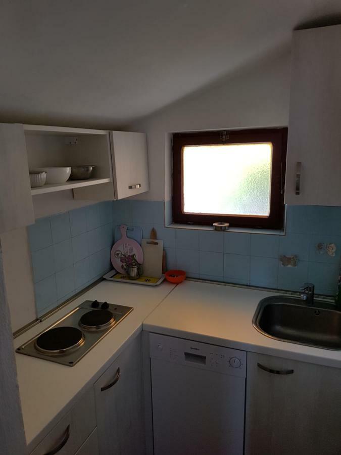 Apartmani Rosanda Petrcane Exterior foto
